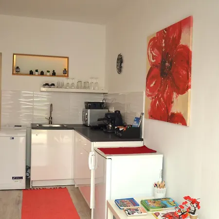 Akvamarin Appartement *